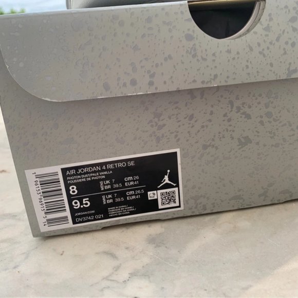 Air Jordan 4 Retro SE Craft